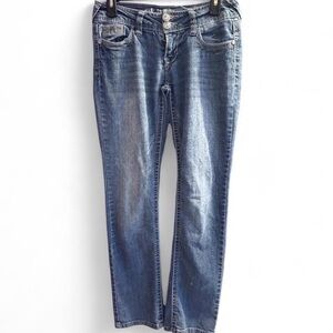 Wallflower Women's Classic Blue Boot Cut Jeans